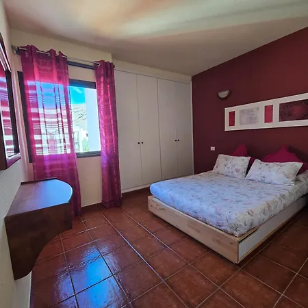 Judith's Oasis Apartment Alajero